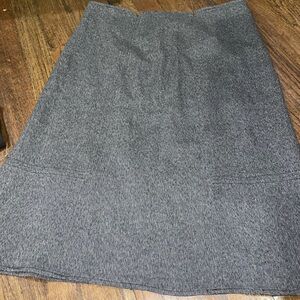 Beautiful Tahari Classic Gray Herringbone A-Line Skirt  6